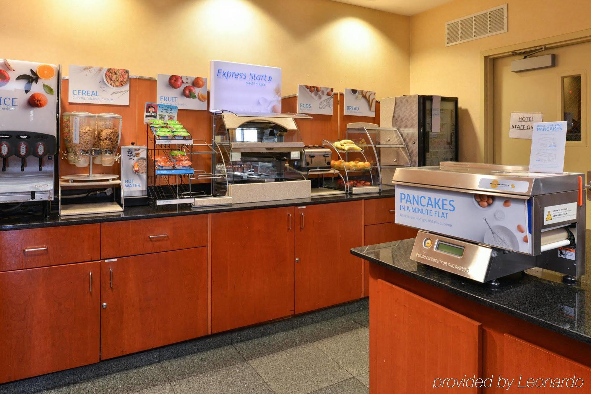 Holiday Express & - Detroit, An Ihg Hotel 2*